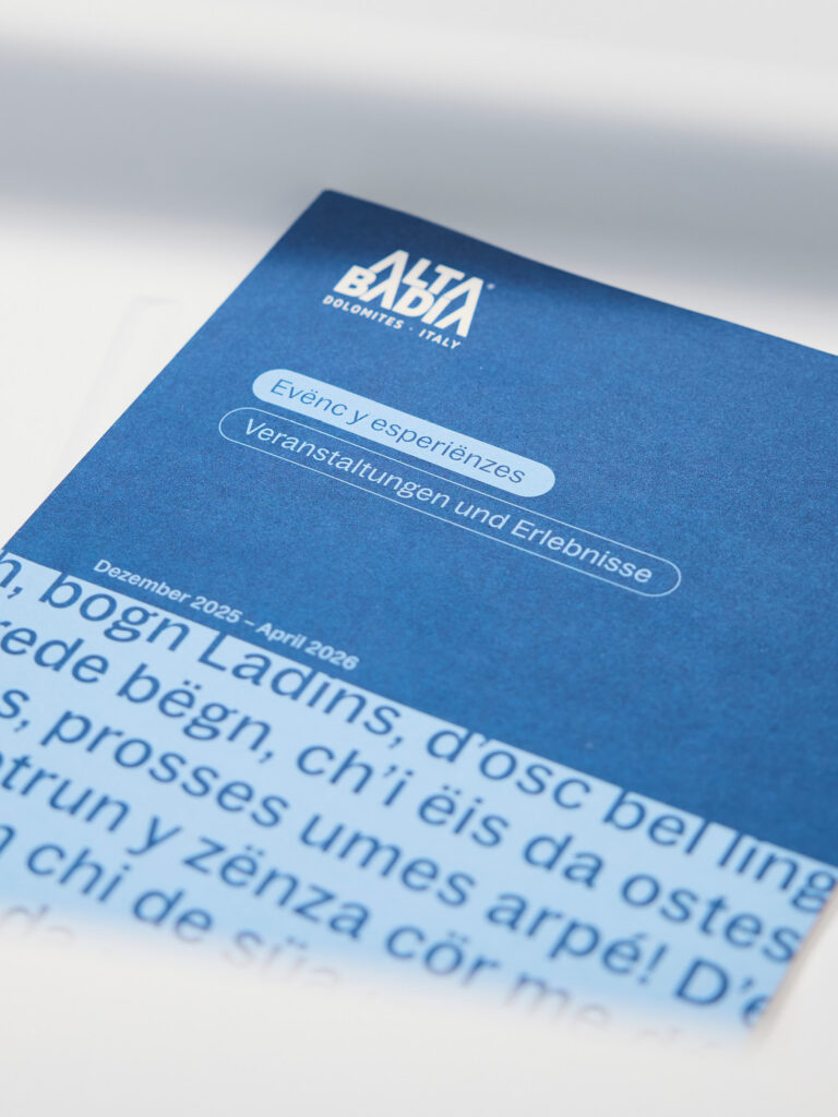 Alta Badia Broschüre über Veranstaltungen und Erlebnisse, Dezember 2025–April 2026