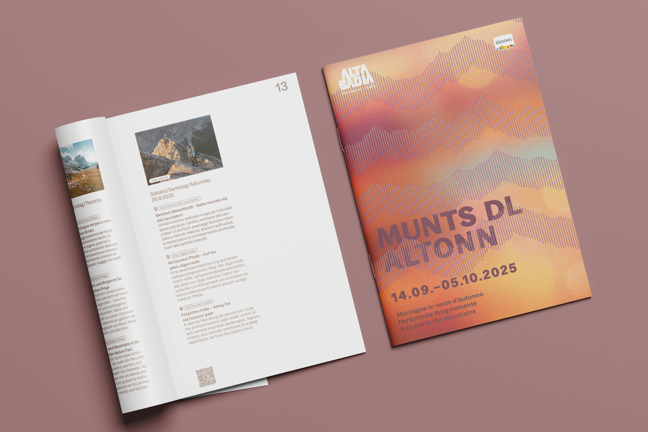 Prospekt mit herbstlichen Bergmotiven und Text über Alta Badia Event, 14.09.–05.10.2025.