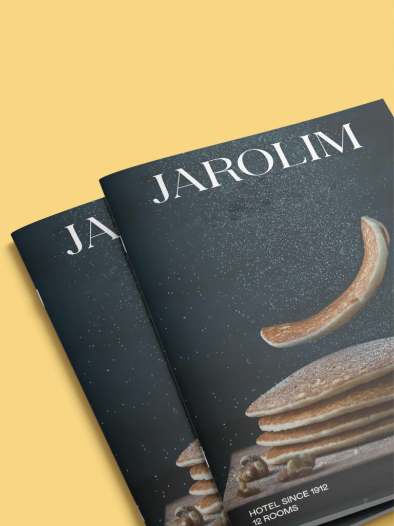 Zwei Magazine 'JAROLIM' auf gelbem Hintergrund, detailreich gestaltet